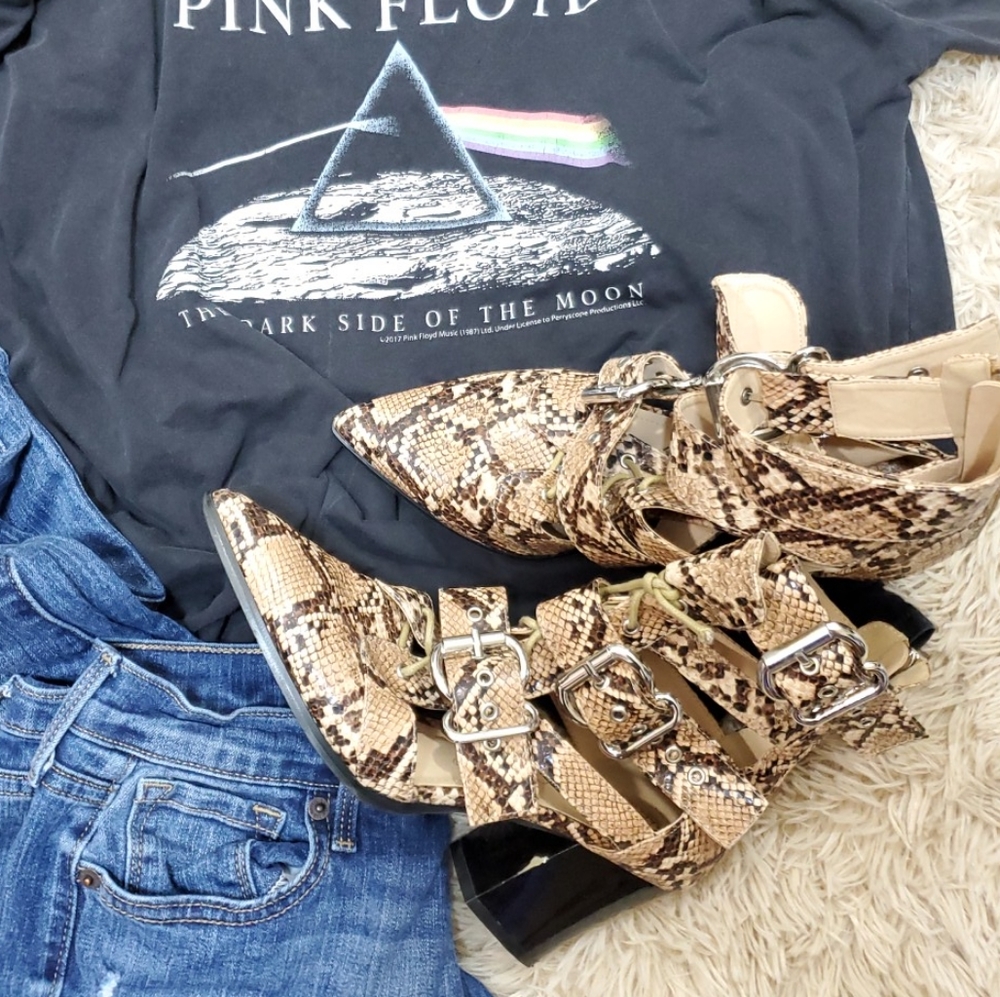 Mackin J Python Pointed toed caged booties.  Size 8.5 - Picture 2 of 13
